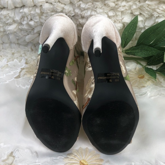 Sold out. - Picture 7 of 8